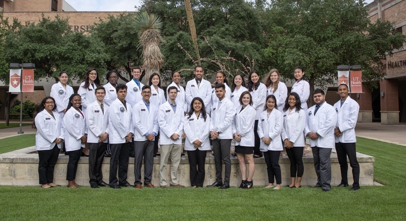 Dr. Fuentes and her cohort at UT San Antonio