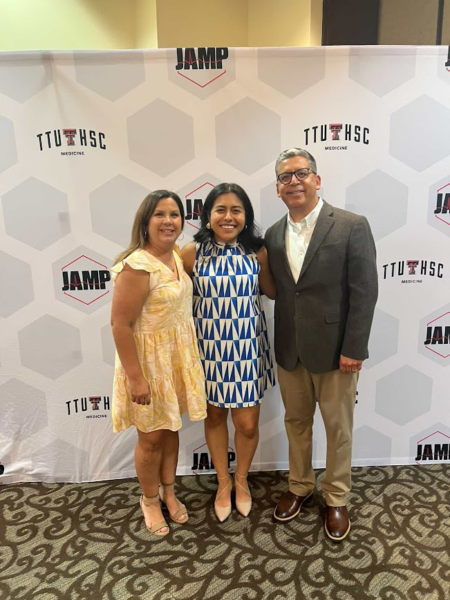 Dr. Fuentes alongside Dr. Morales